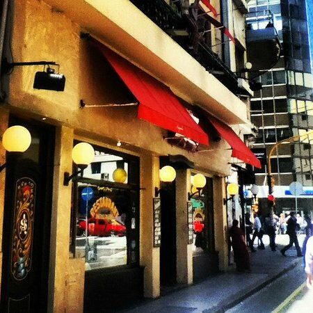 Almacen y Restaurante Suipacha